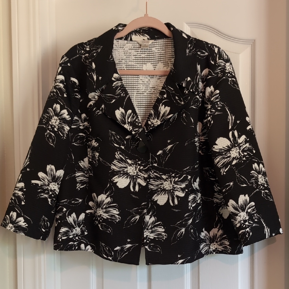 Christopher & Banks SzXL 3/4 Sleeve Black&White Floral Jacket with 1 Button EUC - Picture 1 of 12